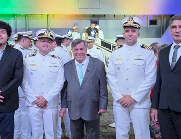 Marinha incorpora o NasH “Anna Nery”